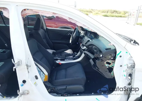 2015 Honda Accord Sport z USA, uszkodzony, nr VIN 1HGCR2F55FA204511